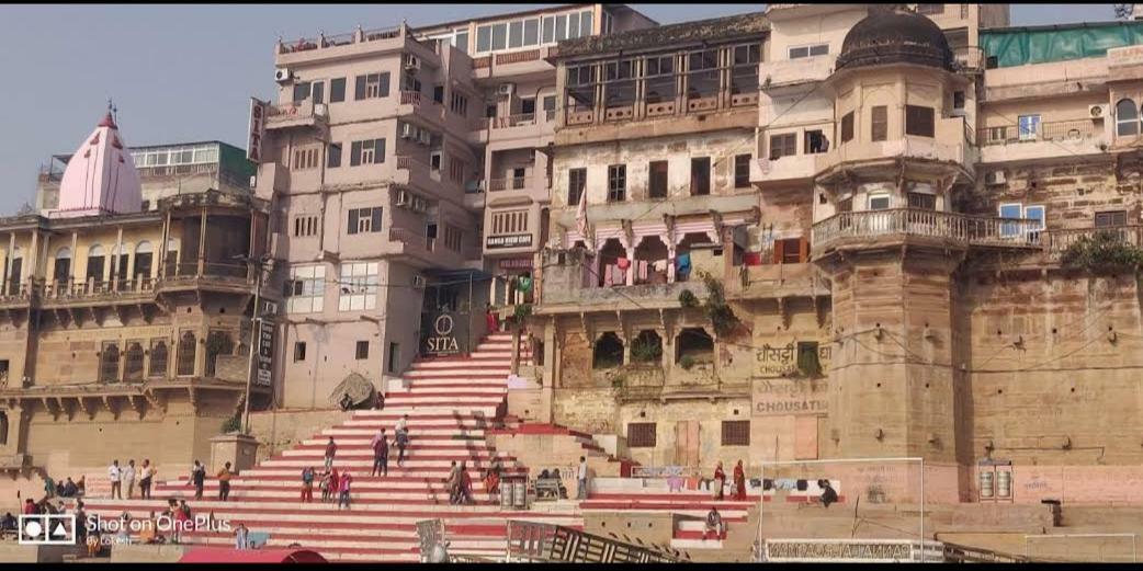 Hotel Sita Palace On Heritage Ghats Of Benaras Varanasi Exterior photo